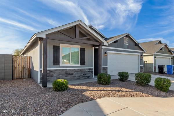 Phoenix, AZ 85041,5832 S 12TH Lane