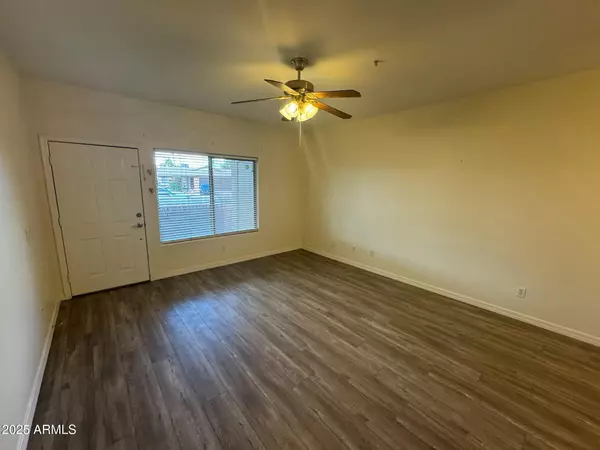 Chandler, AZ 85224,2201 N COMANCHE Drive #1104