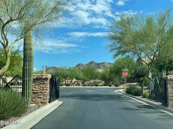 Phoenix, AZ 85085,2125 W CRIMSON Terrace