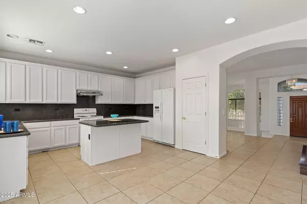 2125 W CRIMSON Terrace, Phoenix, AZ 85085