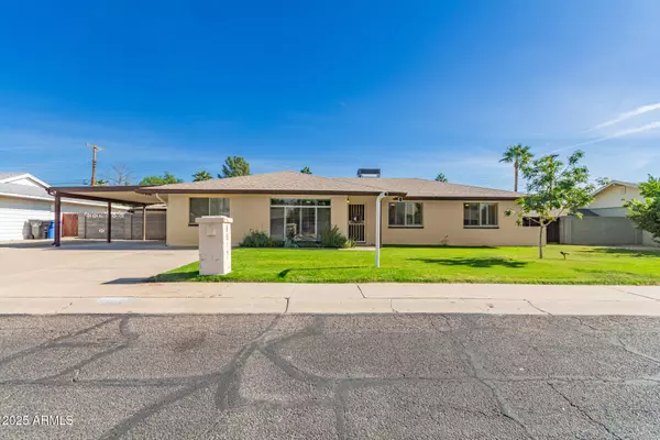 8817 N 17TH Drive, Phoenix, AZ 85021