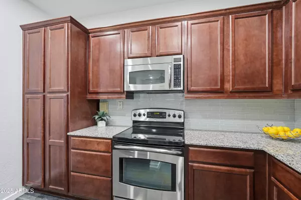 Phoenix, AZ 85050,3935 E ROUGH RIDER Road #1140