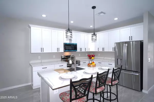 Avondale, AZ 85323,122 S 5TH Street