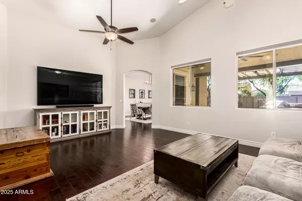 Chandler, AZ 85286,3041 E LARK Drive