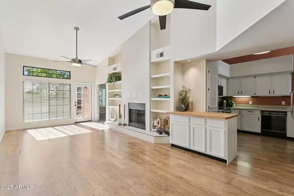 Scottsdale, AZ 85250,7950 E STARLIGHT Way #253