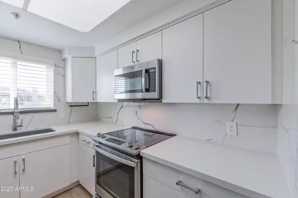 Scottsdale, AZ 85260,9450 E BECKER Lane #2019