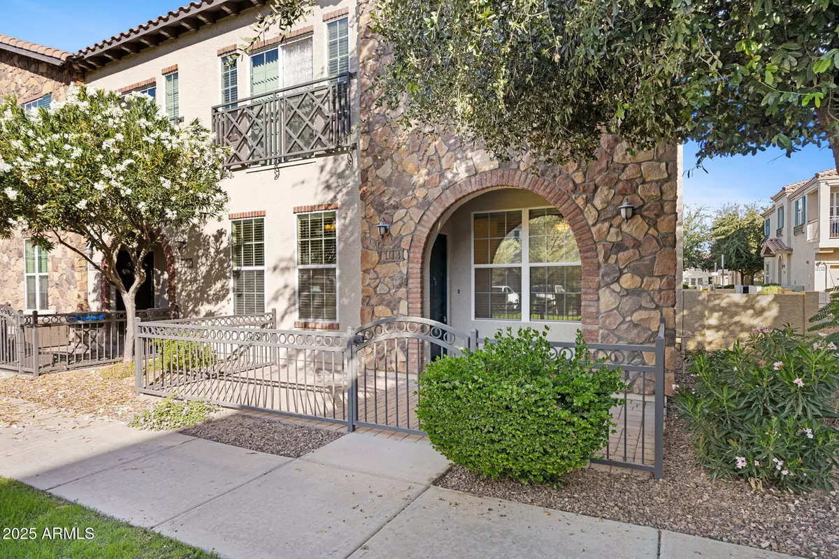 Gilbert, AZ 85297,4707 E THUNDERHEART Trail #103