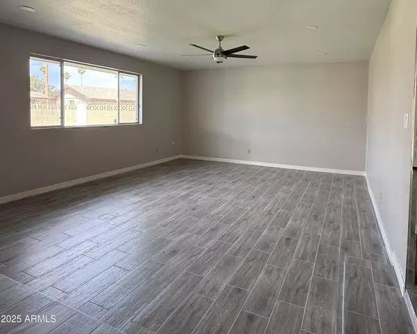 Phoenix, AZ 85029,3810 W YUCCA Street