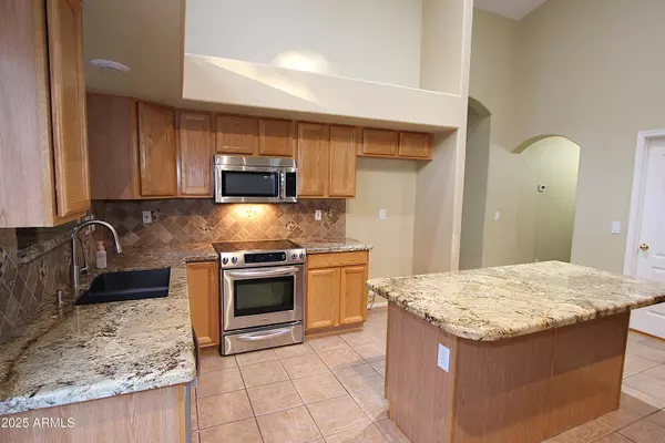 Queen Creek, AZ 85142,21145 E CAMINA PLATA --