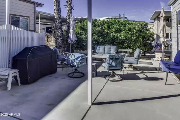 Surprise, AZ 85374,17200 W BELL Road #1521