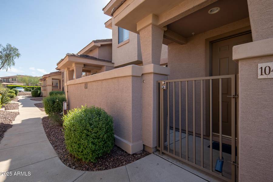 42424 N GAVILAN PEAK Parkway #12104, Anthem, AZ 85086