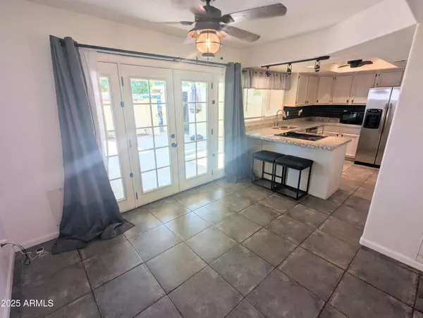 Scottsdale, AZ 85250,5922 N 83RD Street