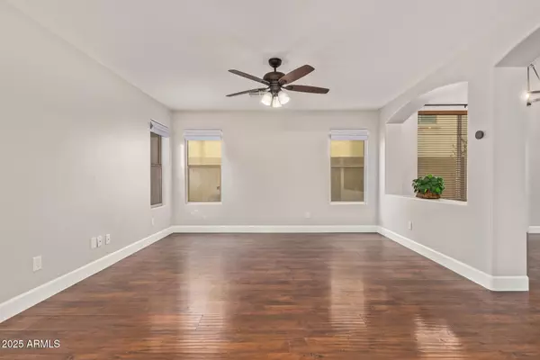 Phoenix, AZ 85083,27920 N 65TH Lane