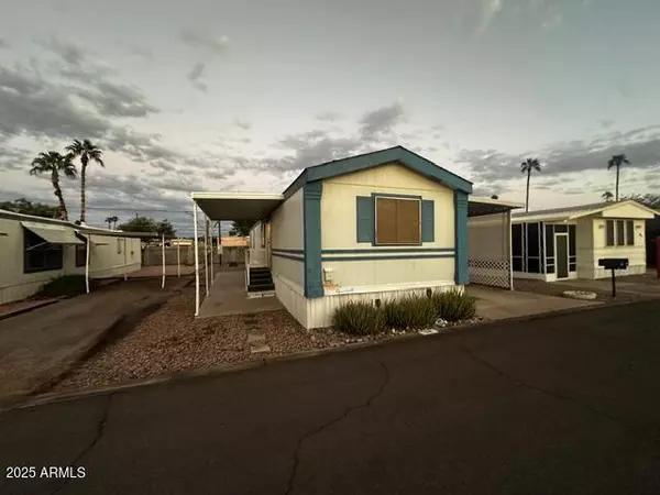 Mesa, AZ 85201,2121 N CENTER Street #120