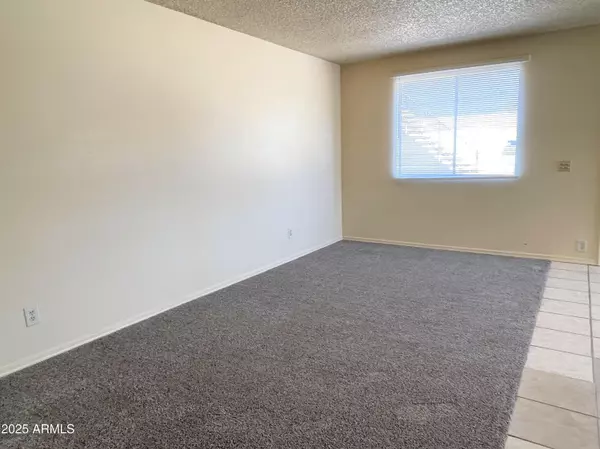 Phoenix, AZ 85008,4718 E Portland Street