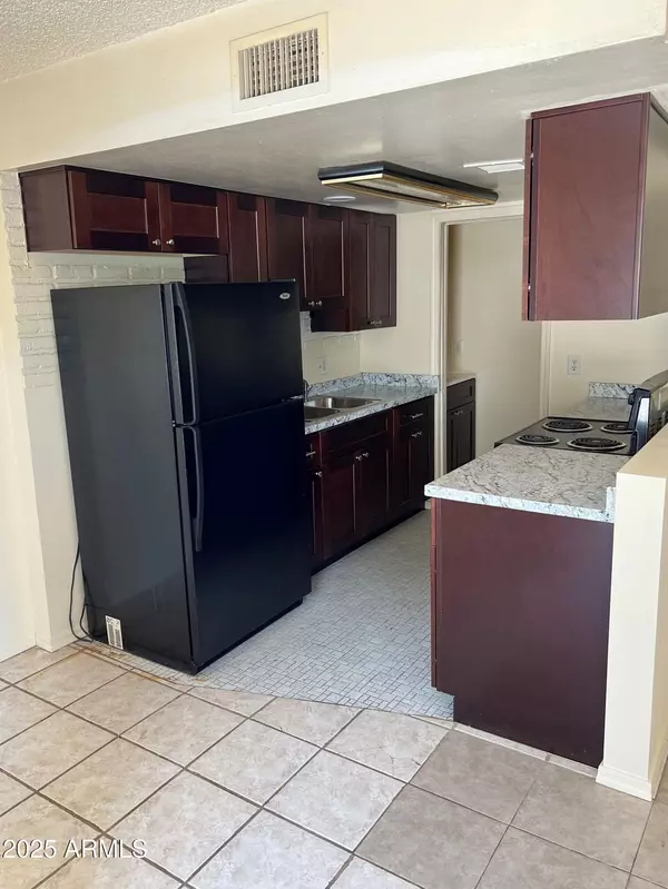 Phoenix, AZ 85008,4718 E Portland Street