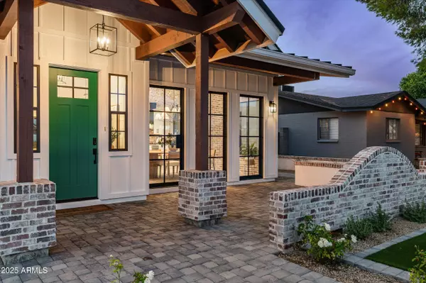 Phoenix, AZ 85018,4208 N 41st Place