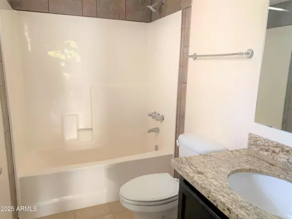 Scottsdale, AZ 85251,3309 N 70th Street #116