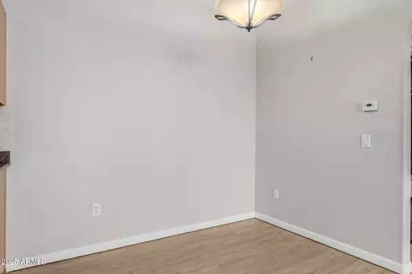 Phoenix, AZ 85027,2929 W YORKSHIRE Drive #1010