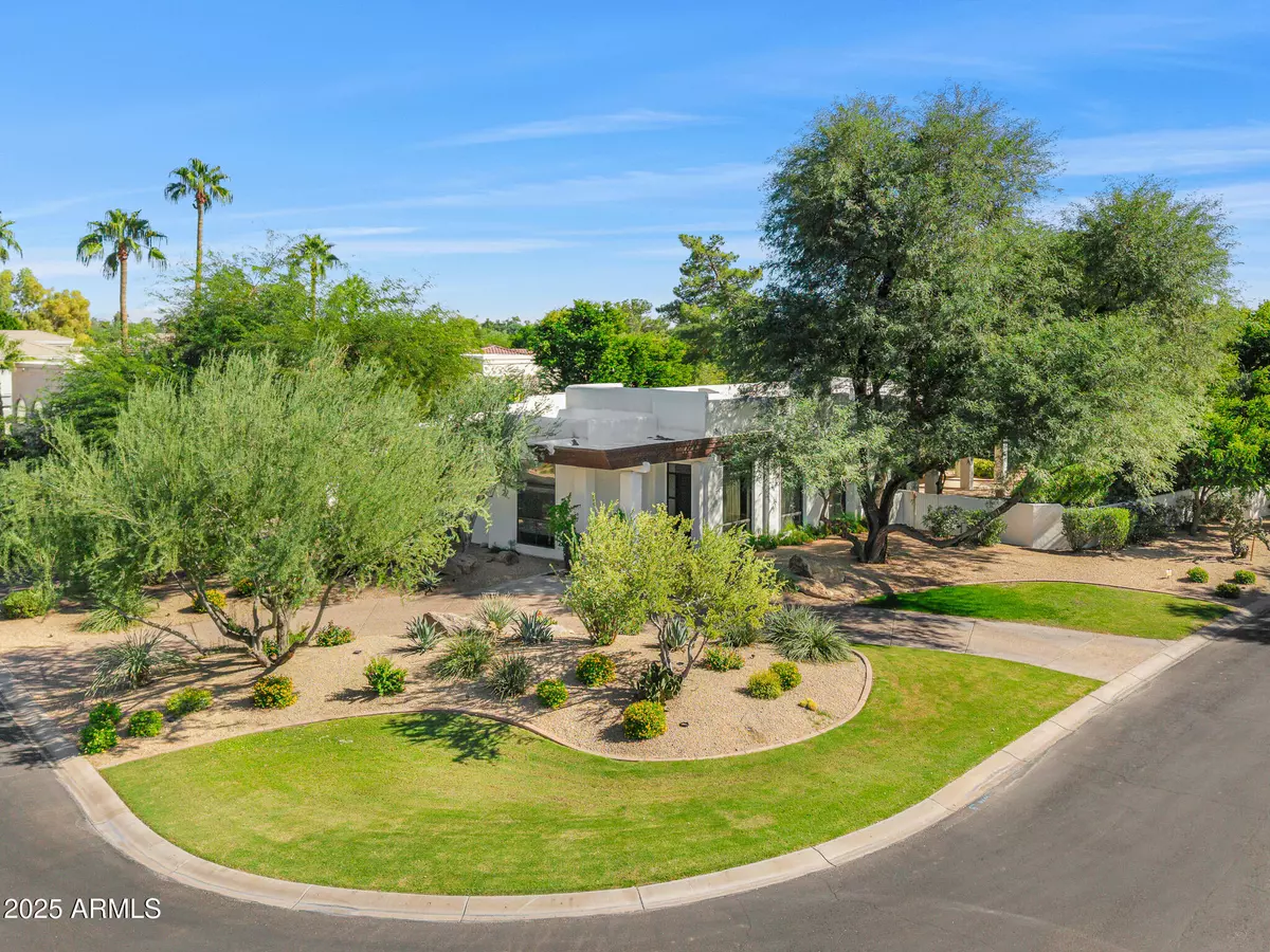 Paradise Valley, AZ 85253,8487 N CANTA BELLO --