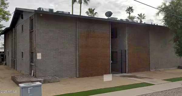 Phoenix, AZ 85013,4119 N 11th Avenue #6