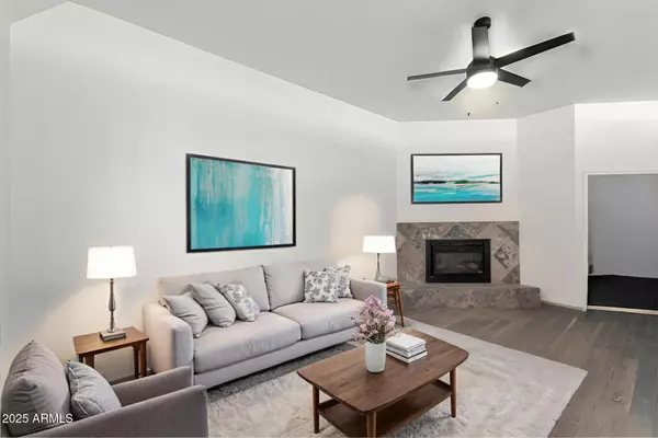 Phoenix, AZ 85015,5204 N 18TH Drive