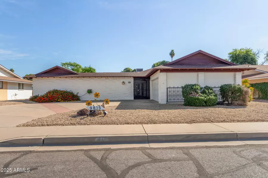 9815 N 103RD Avenue, Sun City, AZ 85351