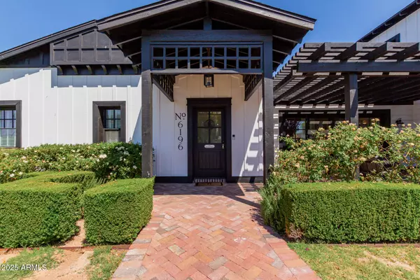 Scottsdale, AZ 85251,6196 E CALLE CAMELIA --