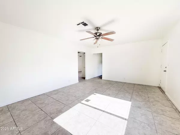 Phoenix, AZ 85008,2432 E WILLETTA Street #A