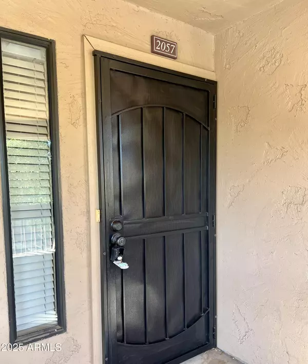 Chandler, AZ 85225,1351 N PLEASANT Drive #2057