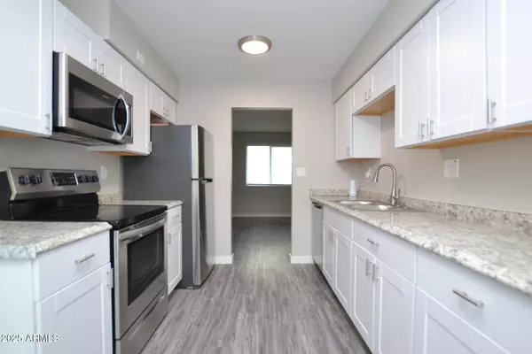 Phoenix, AZ 85015,2202 W Devonshire Avenue #3