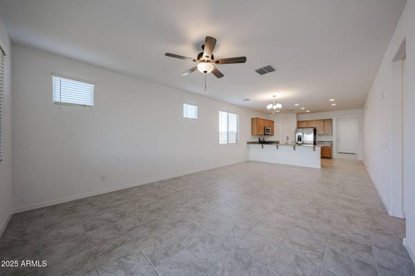 Glendale, AZ 85305,8722 W PASADENA Avenue