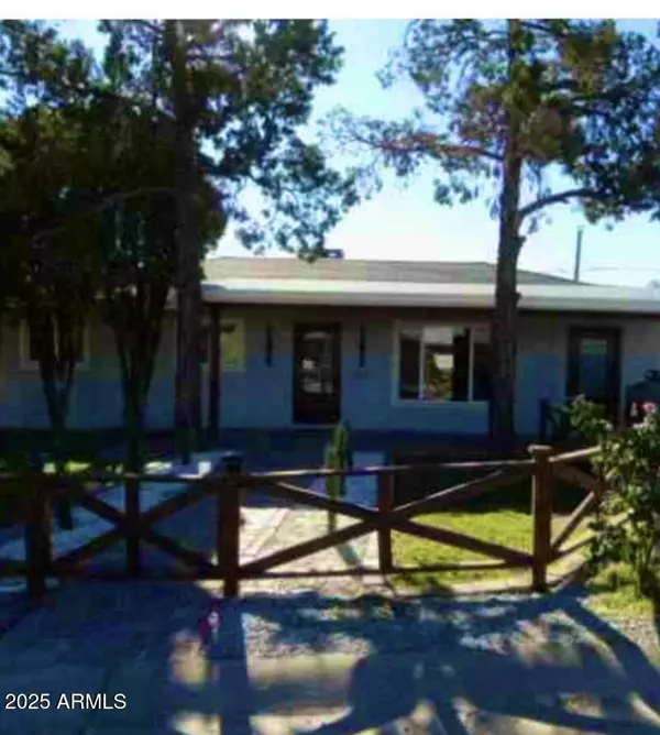 Globe, AZ 85501,7927 E PUEBLO Street