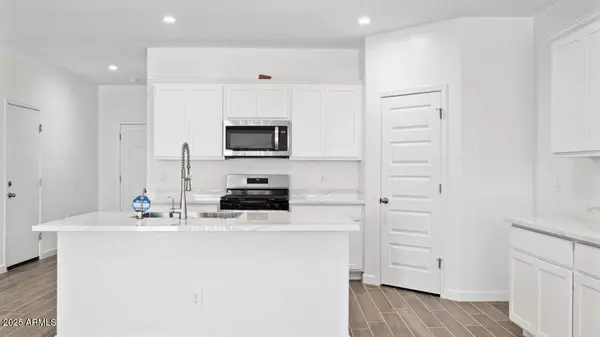 Apache Junction, AZ 85120,2304 W Sebring Avenue