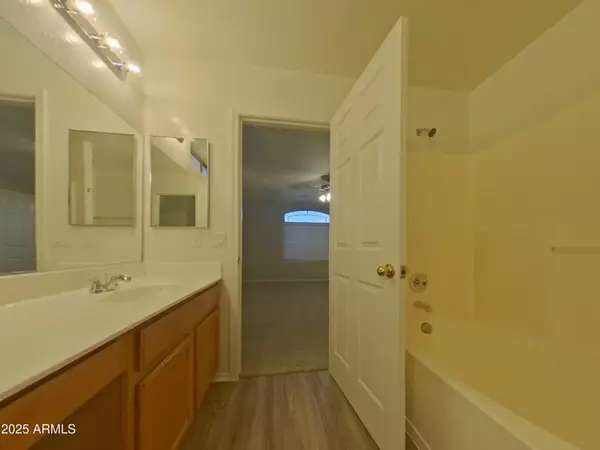 Tolleson, AZ 85353,8332 W CROWN KING Road