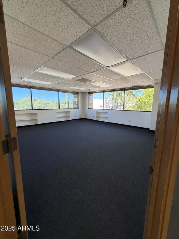 1717 N 77TH Street #4, Scottsdale, AZ 85257