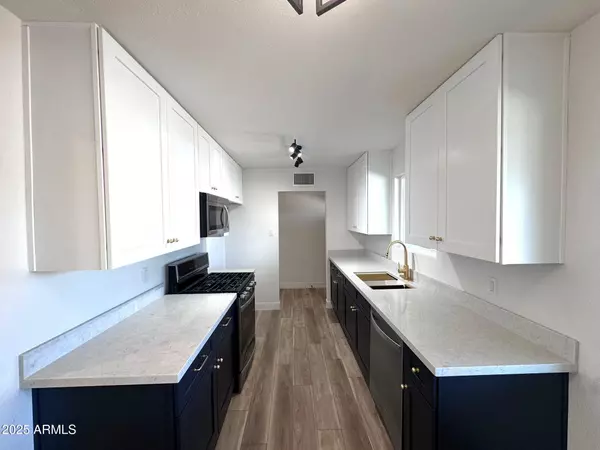 Phoenix, AZ 85017,3137 W TURNEY Avenue