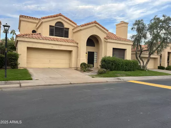 42 W LA VIEVE Lane, Tempe, AZ 85284