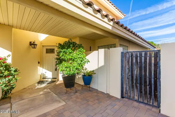 Tempe, AZ 85282,2174 E ASPEN Drive