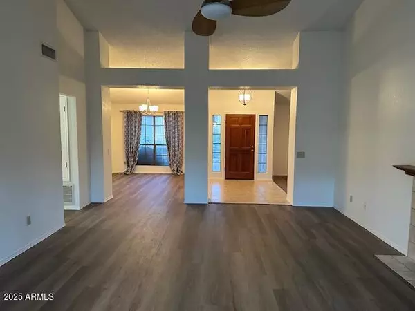 Phoenix, AZ 85044,3909 E LAVENDER Lane E