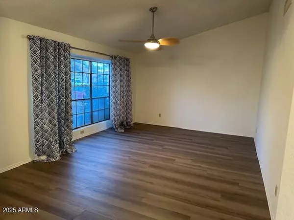 Phoenix, AZ 85044,3909 E LAVENDER Lane E