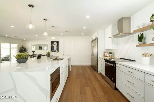 Scottsdale, AZ 85251,3413 N 87TH Place