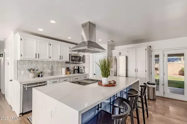 Scottsdale, AZ 85257,8602 E CAMBRIDGE Avenue