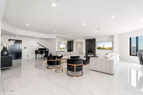 Phoenix, AZ 85014,1040 E Osborn Road #1703