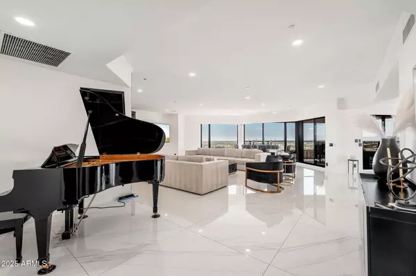 Phoenix, AZ 85014,1040 E Osborn Road #1703