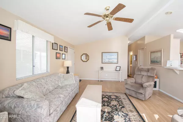 Mesa, AZ 85215,5735 E MCDOWELL Road #410