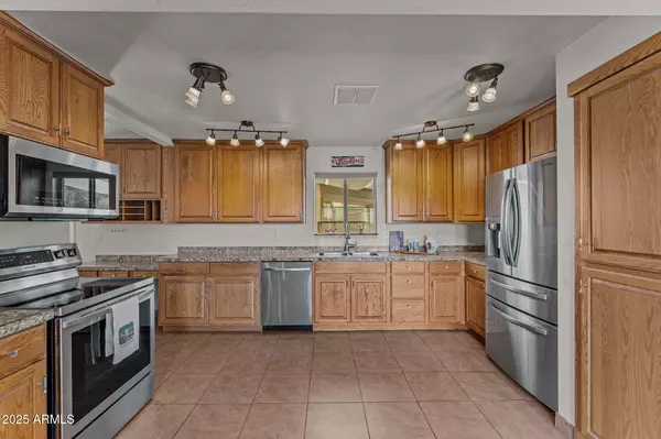 Morristown, AZ 85342,46623 N GRAND Avenue