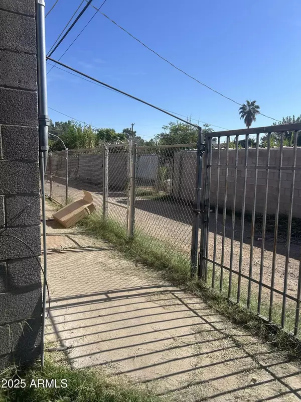 Phoenix, AZ 85017,2721 W ROSE Lane