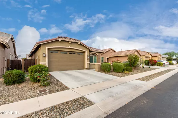 Phoenix, AZ 85041,2216 W PARK Street