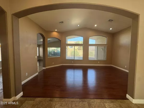 Phoenix, AZ 85085,2246 W ROY ROGERS Road